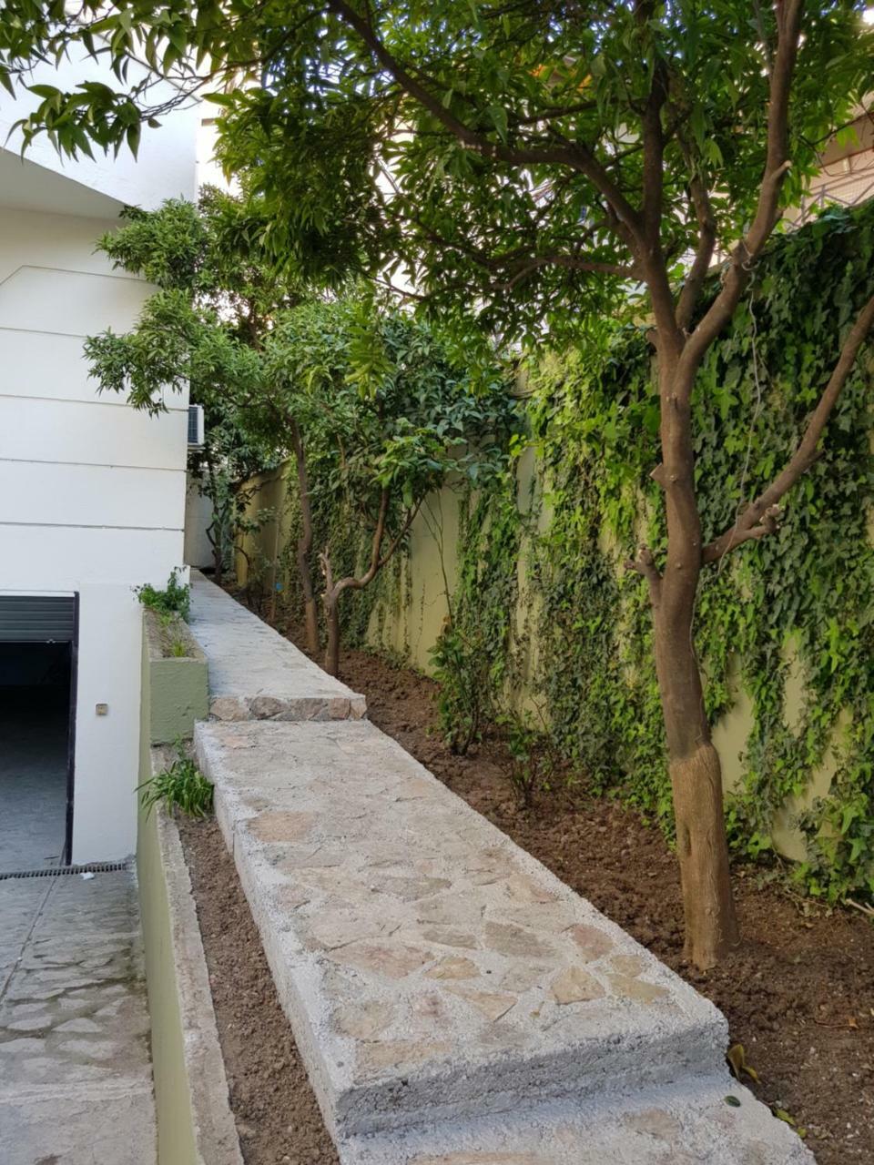 Apartment Botanic Park Tirana